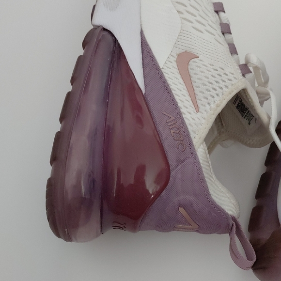 Nike Women's White and Purple Sneakers - Picture 13 of 17